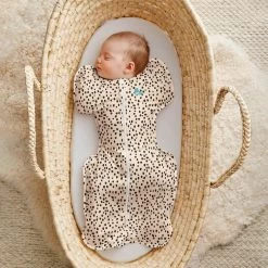 Love To Dream Swaddle Up 1.0 Animal Beige Medium 6-8.5 Kg Inbakerslaapzak L1001252BGEM -Winkel Voor Babyproducten love to dream swaddle up 1.0 animal beige 2 1