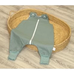 MamaLoes Amy Pure Stonegreen 12-24 Mnd Onesie Slaapzak 85376 -Winkel Voor Babyproducten mamaloes amy pure stonegreen onesie slaapzak 2 1